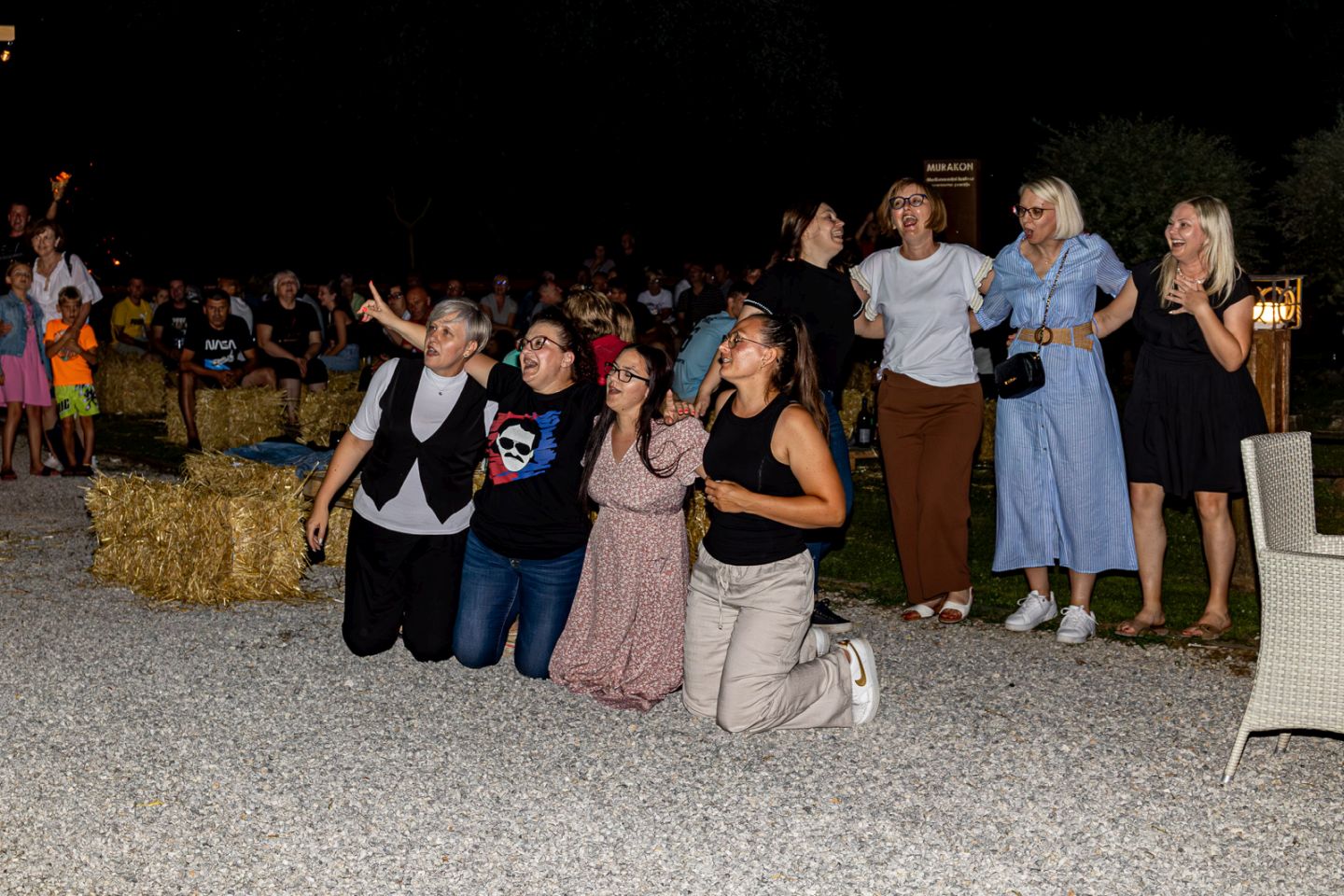 PETAK ZA PAMĆENJE Vino, domaći zalogaji i glazba oživjeli Mlinarsku kuću (8) PETAK ZA PAMĆENJE Vino, domaći zalogaji i glazba oživjeli Mlinarsku kuću (8)