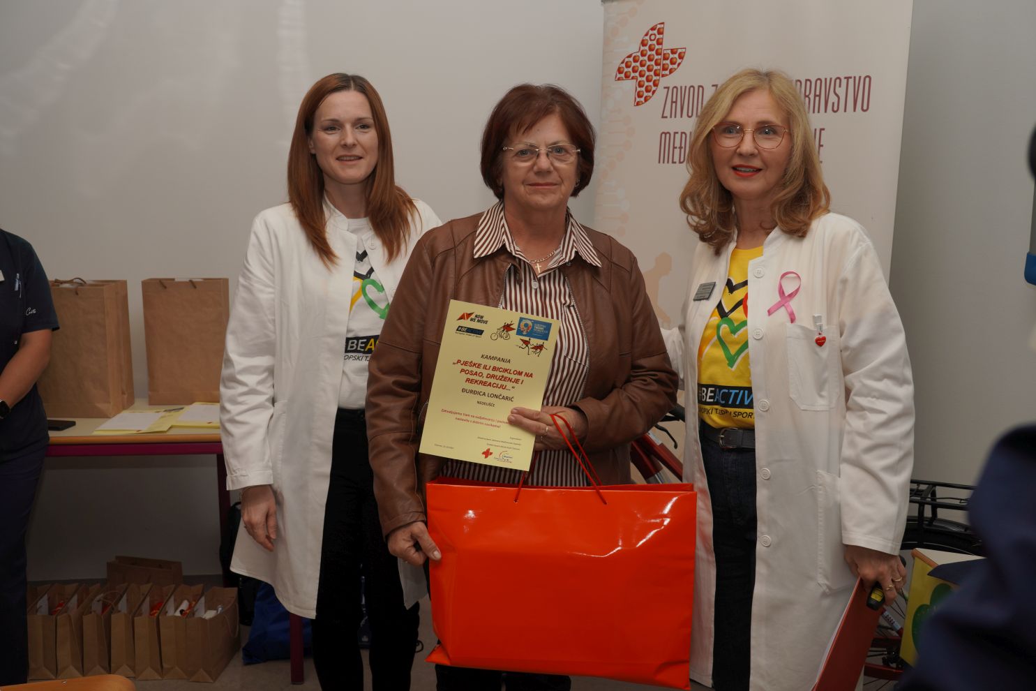 PJEŠKE ILI BICIKLOM NA POSAO (27)