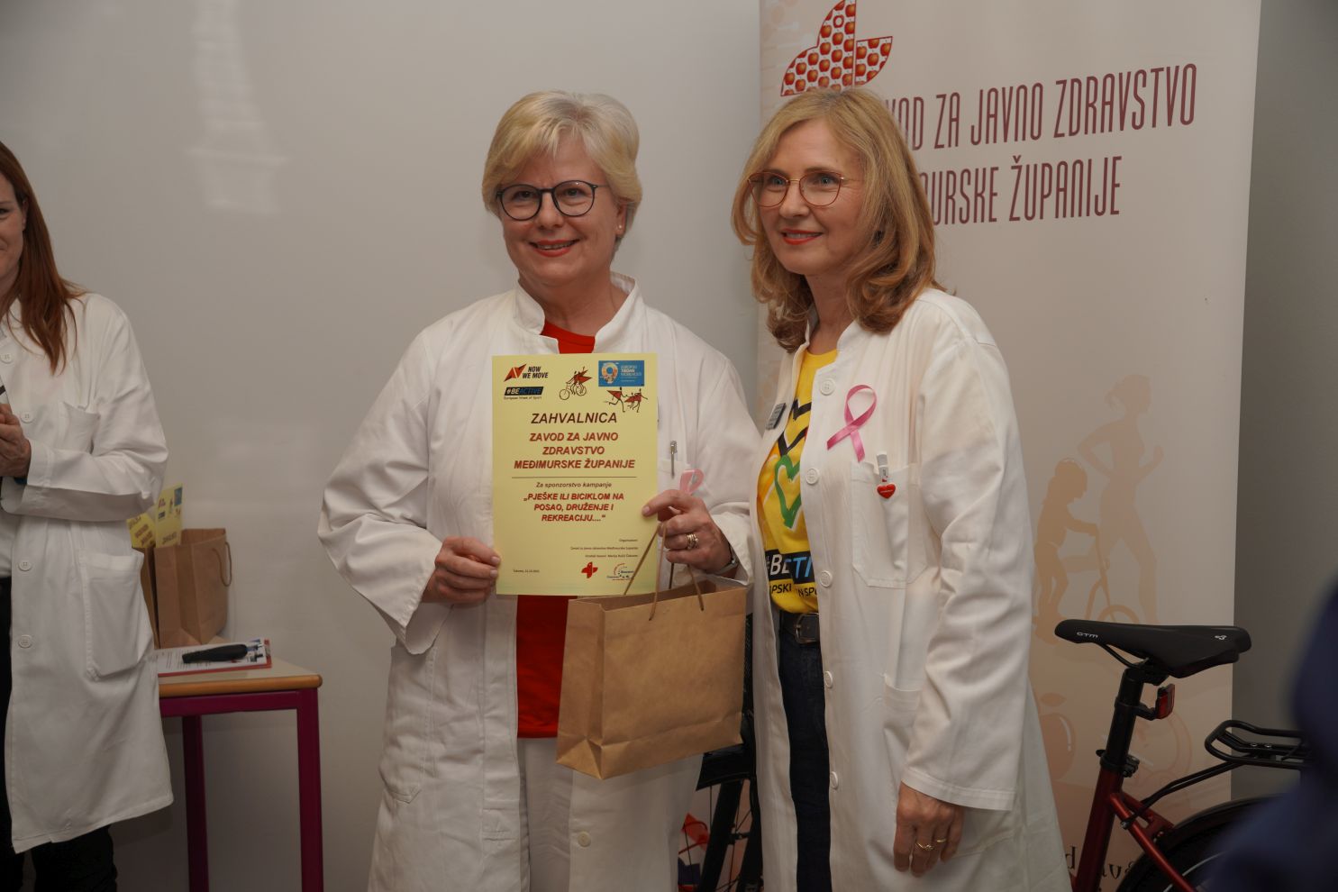 PJEŠKE ILI BICIKLOM NA POSAO (50)