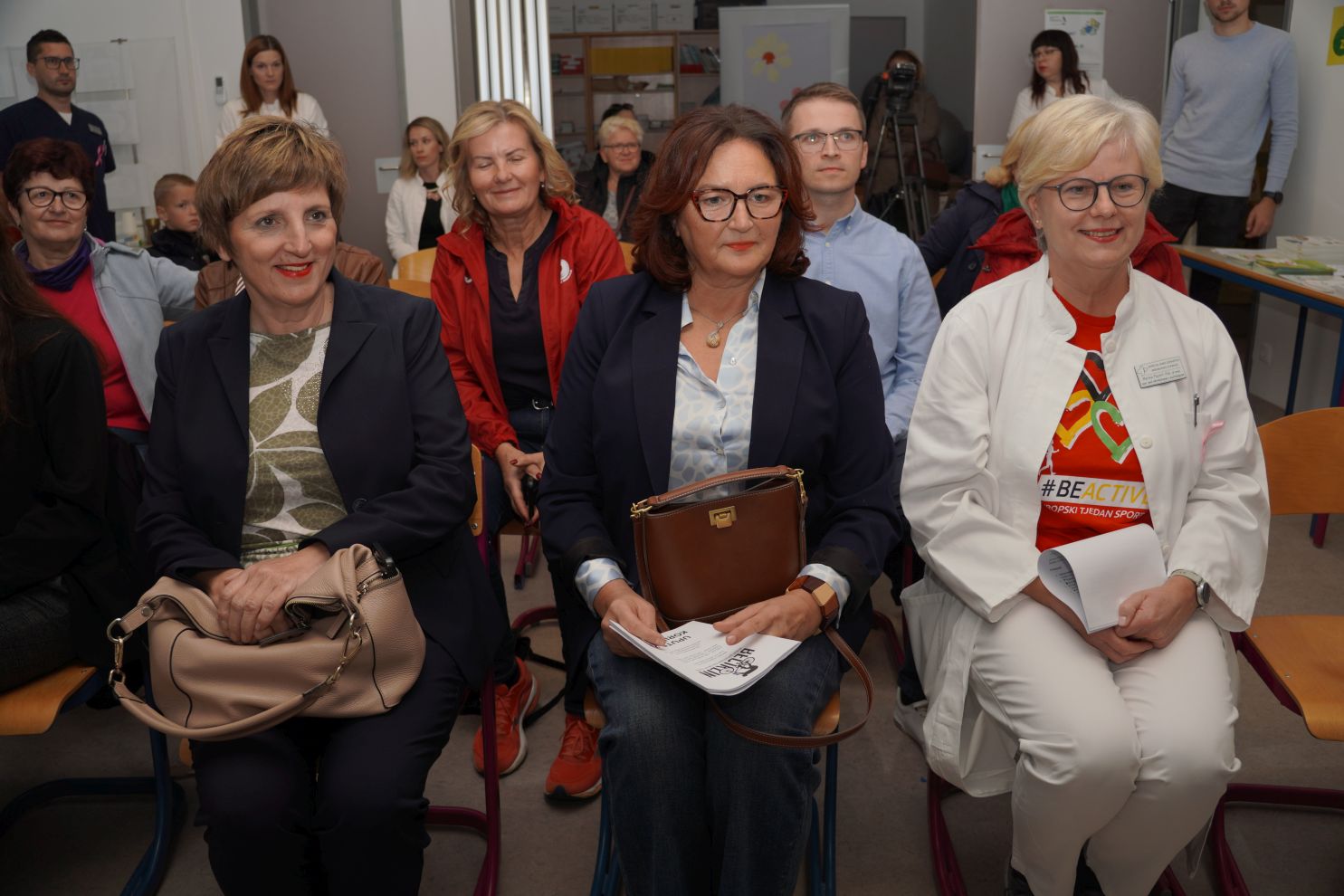 PJEŠKE ILI BICIKLOM NA POSAO (9)