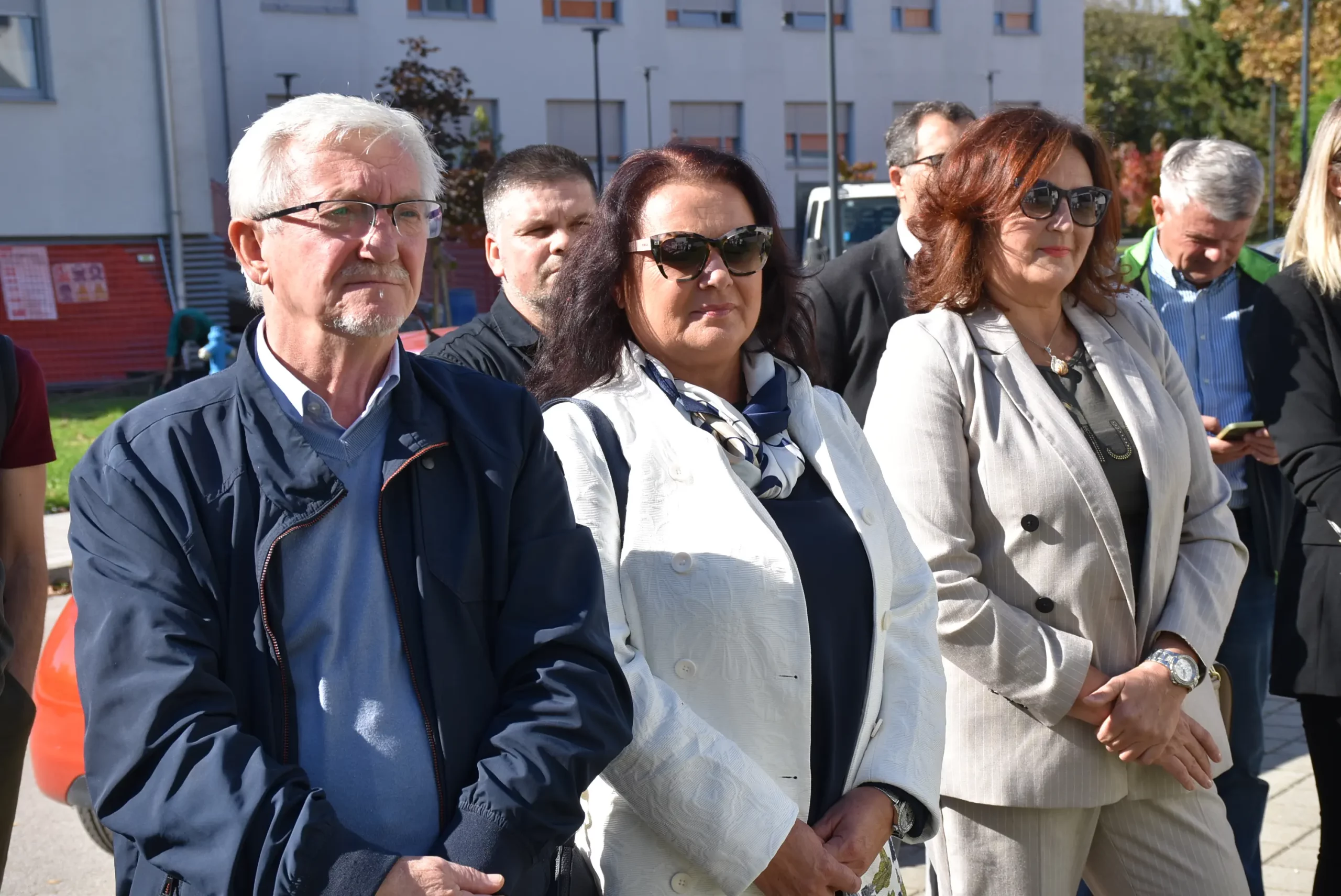 PJEŠKE ILI BICIKLOM NA POSAO, DRUŽENJE I REKREACIJU Preko 90 Međimuraca u 20 je dana prevalilo preko 15.000 kilometara (12) PJEŠKE ILI BICIKLOM NA POSAO, DRUŽENJE I REKREACIJU Preko 90 Međimuraca u 20 je dana prevalilo preko 15.000 kilometara (12)