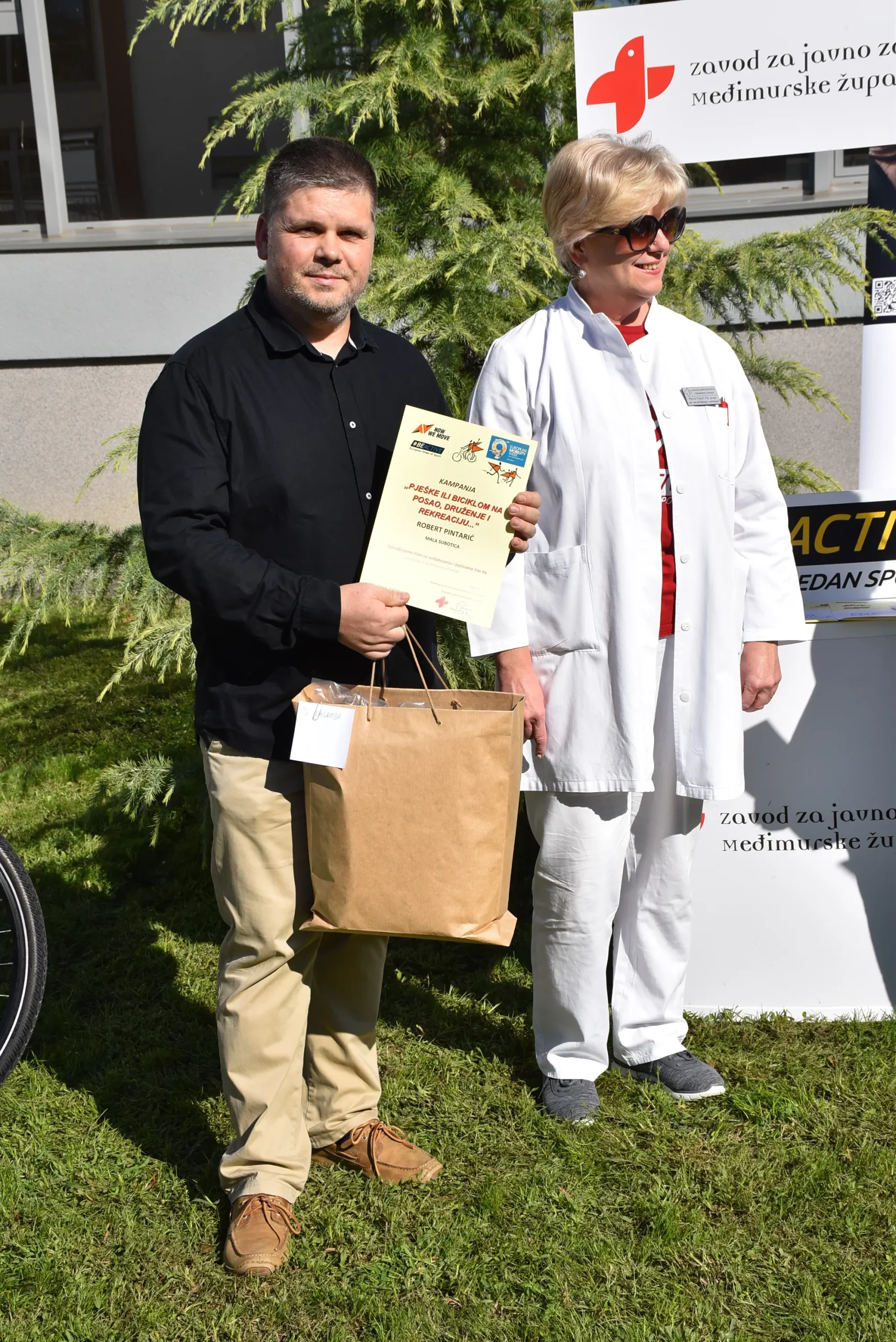 PJEŠKE ILI BICIKLOM NA POSAO, DRUŽENJE I REKREACIJU Preko 90 Međimuraca u 20 je dana prevalilo preko 15.000 kilometara (25) PJEŠKE ILI BICIKLOM NA POSAO, DRUŽENJE I REKREACIJU Preko 90 Međimuraca u 20 je dana prevalilo preko 15.000 kilometara (25)