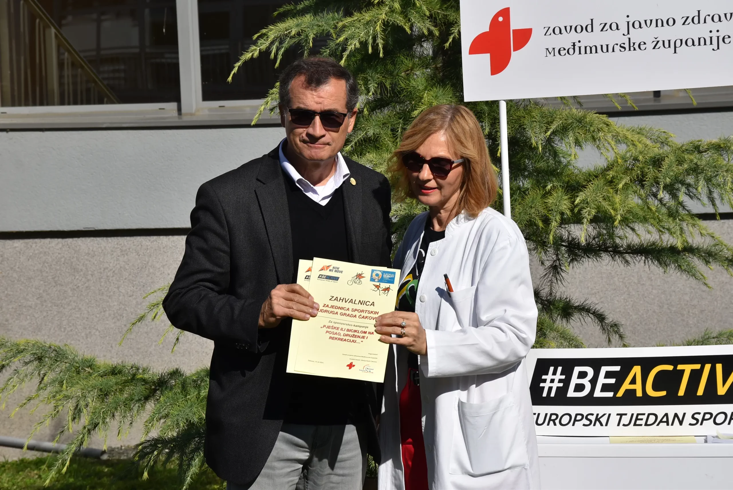 PJEŠKE ILI BICIKLOM NA POSAO, DRUŽENJE I REKREACIJU Preko 90 Međimuraca u 20 je dana prevalilo preko 15.000 kilometara (8) PJEŠKE ILI BICIKLOM NA POSAO, DRUŽENJE I REKREACIJU Preko 90 Međimuraca u 20 je dana prevalilo preko 15.000 kilometara (8)