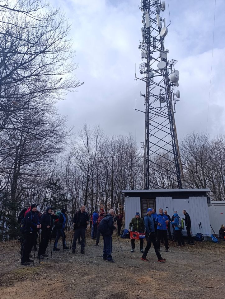 PLANINARSKA AVANTURA Bundeki vlakom do Laškog pa na uspon prema Šmohoru i Maliču (3)