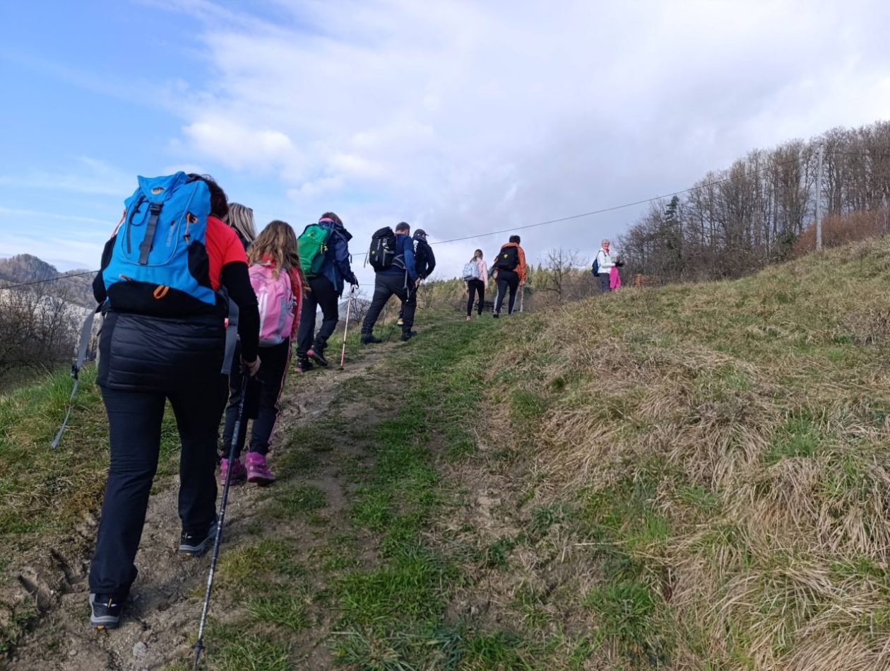 PLANINARSKA AVANTURA Bundeki vlakom do Laškog pa na uspon prema Šmohoru i Maliču (8)