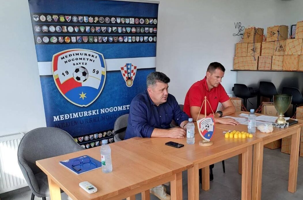 PLENUM KLUBOVA MNS 22