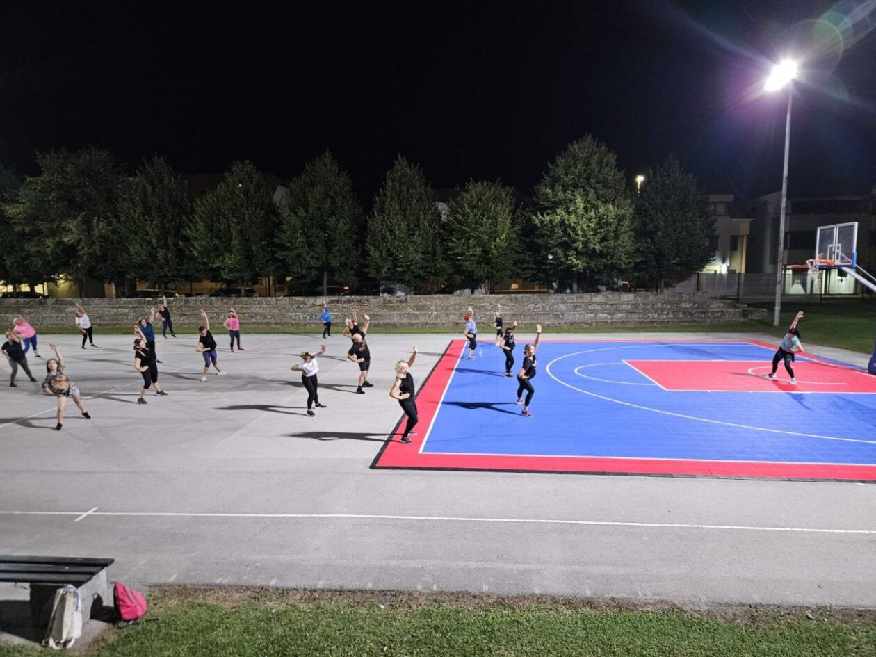 PLESNI RITMOVI Završio projekt „Let’s dance with Sanela“ na Macanu (7)