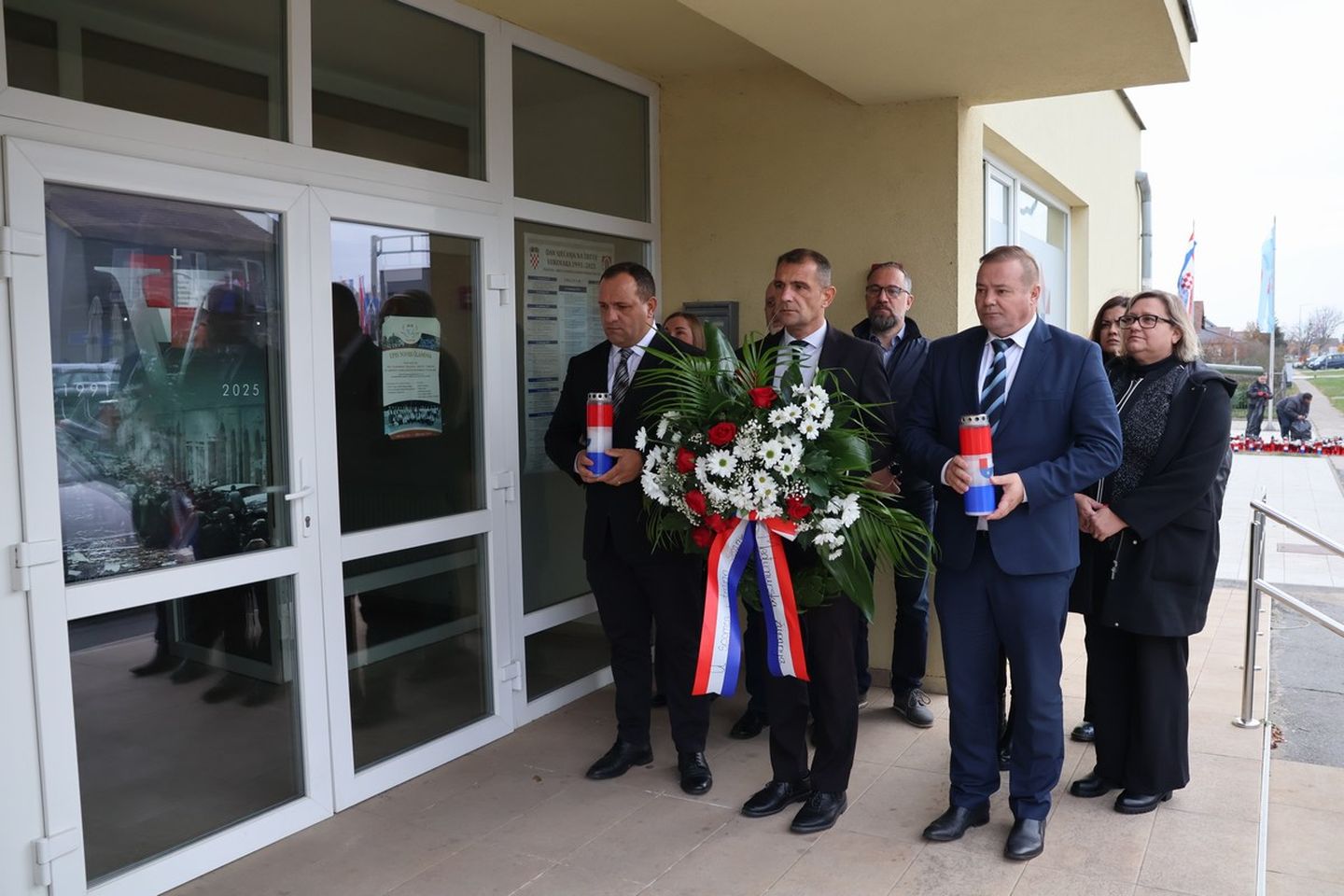 POČAST HEROJIMA Međimurje u Vukovaru odalo zahvalnost žrtvama Domovinskog rata (12)