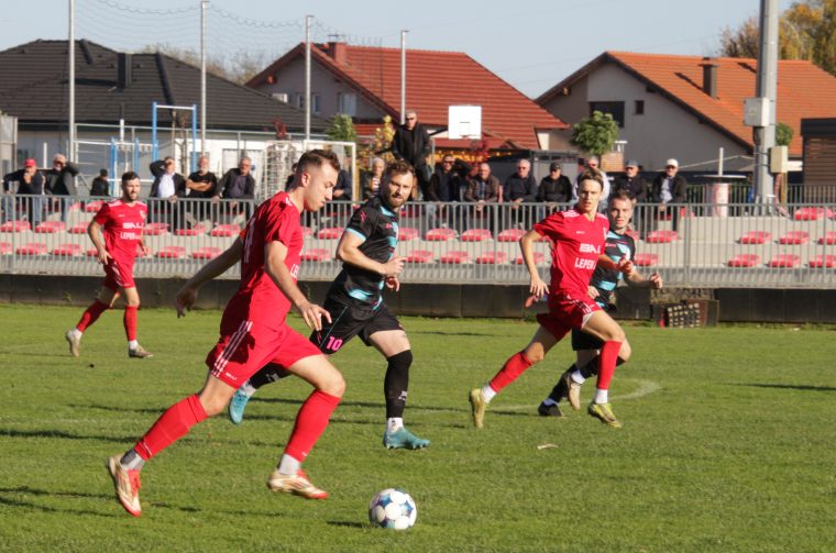 PODTUREN – JEDINSTVO nogomet