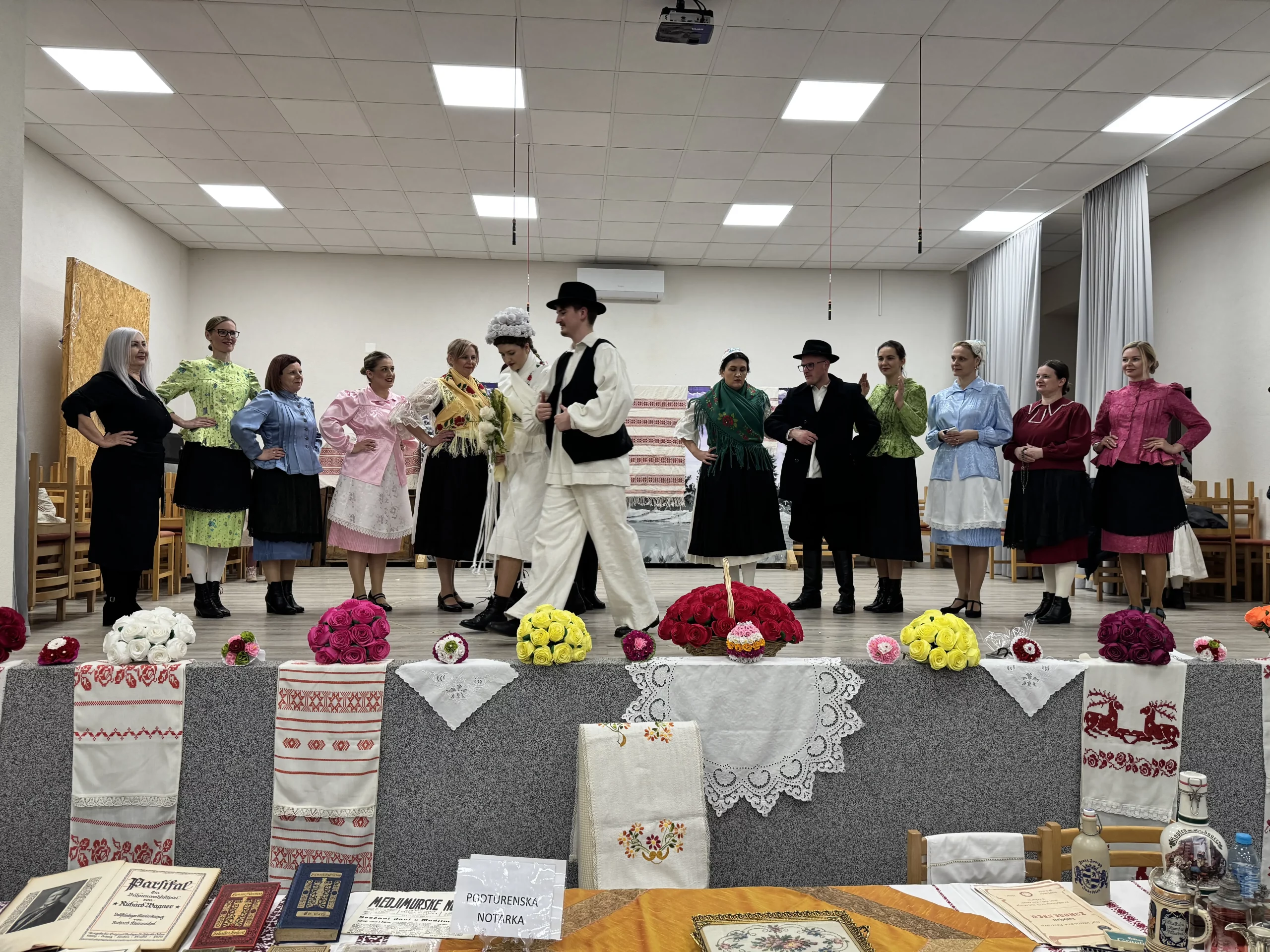 PODTUREN Murk (120) PODTUREN Murk (120)