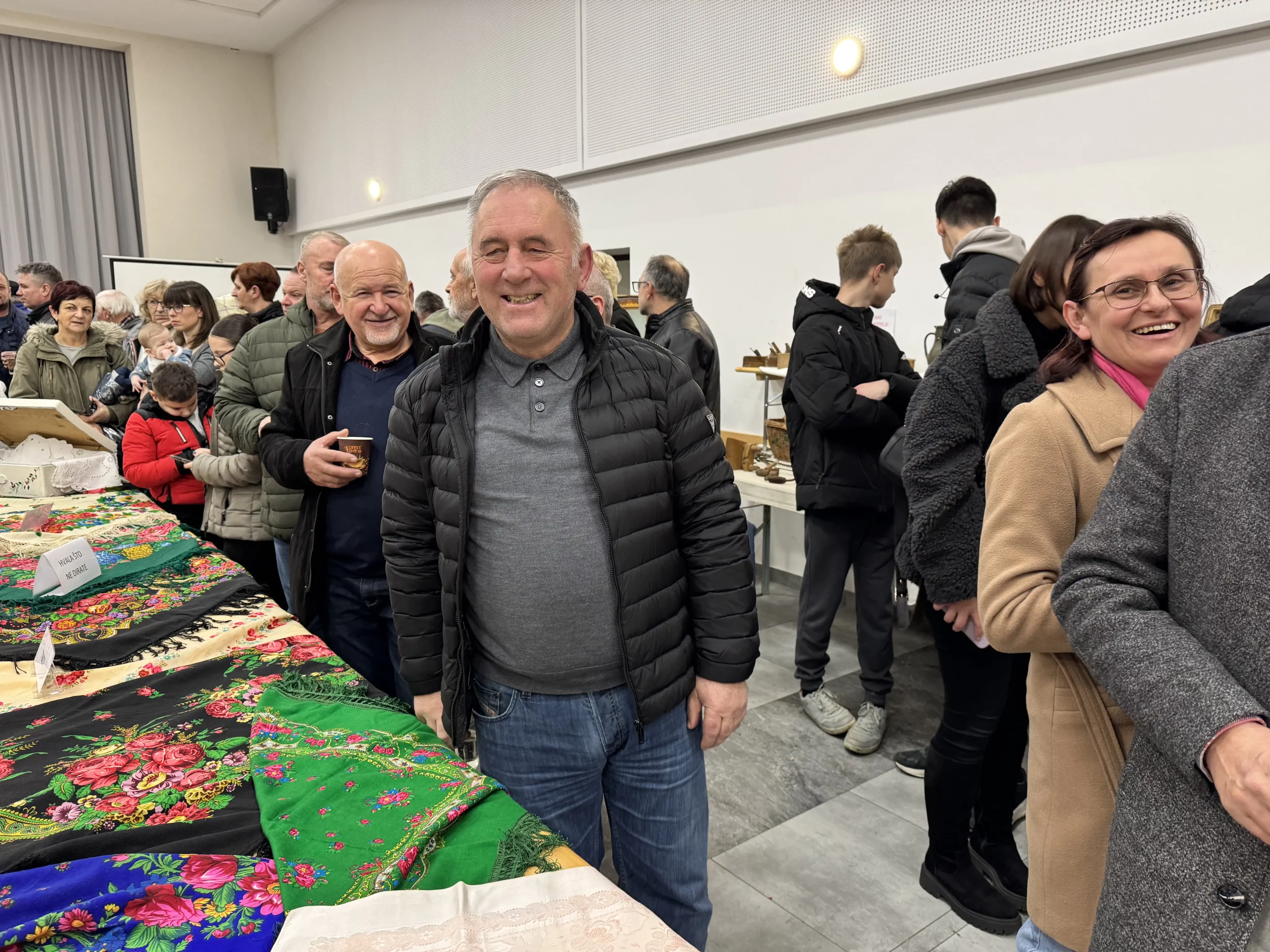 PODTUREN Murk (54) PODTUREN Murk (54)