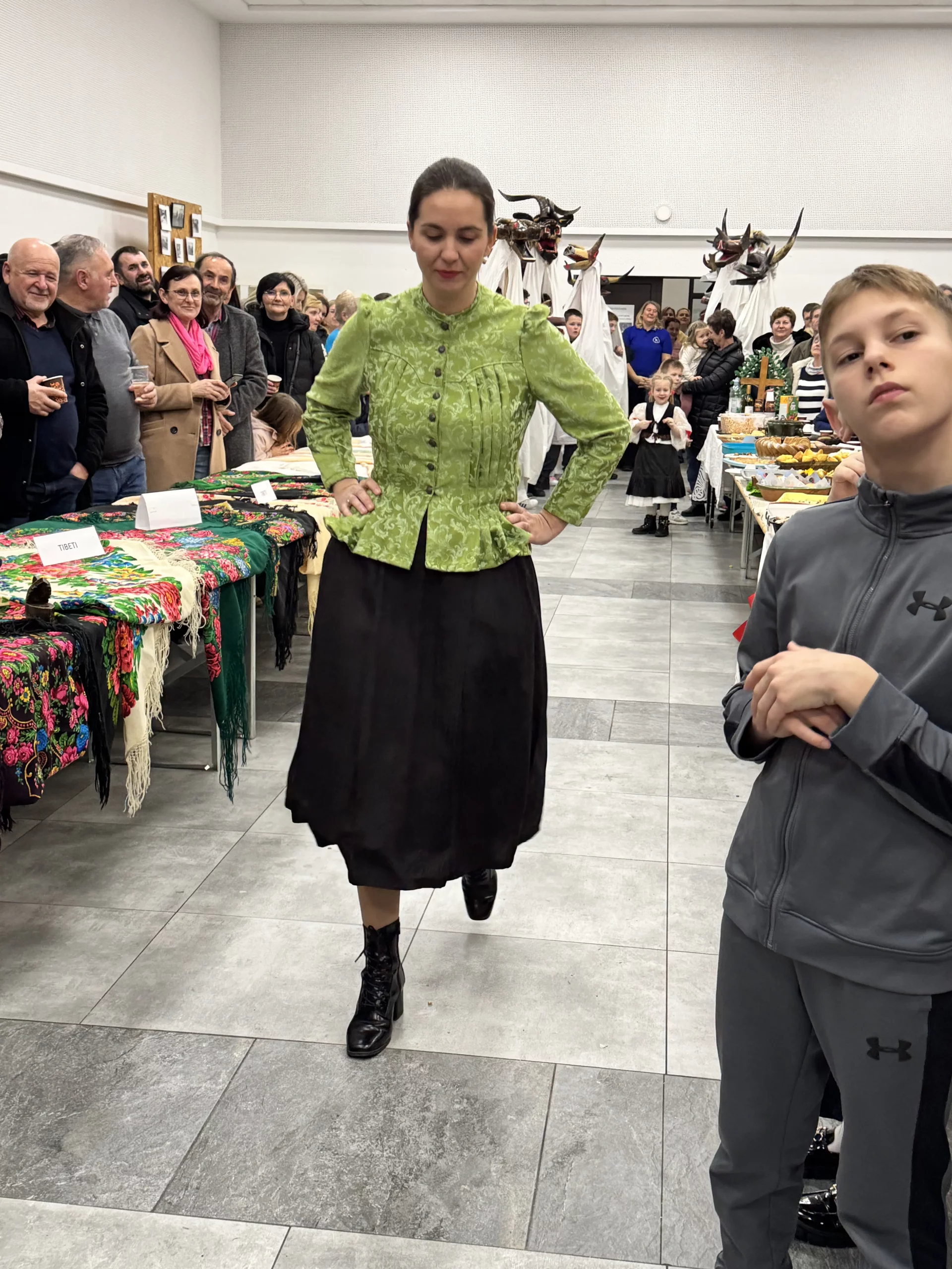 PODTUREN Murk (83) PODTUREN Murk (83)