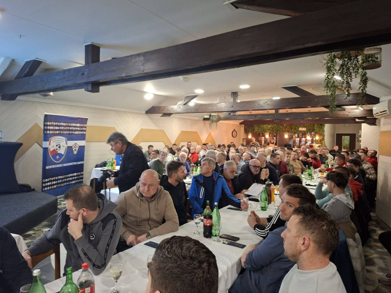 PODTUREN Na skupštini Zbora trenera Međimurskog nogometnog saveza okupilo se 140 trenera (11)