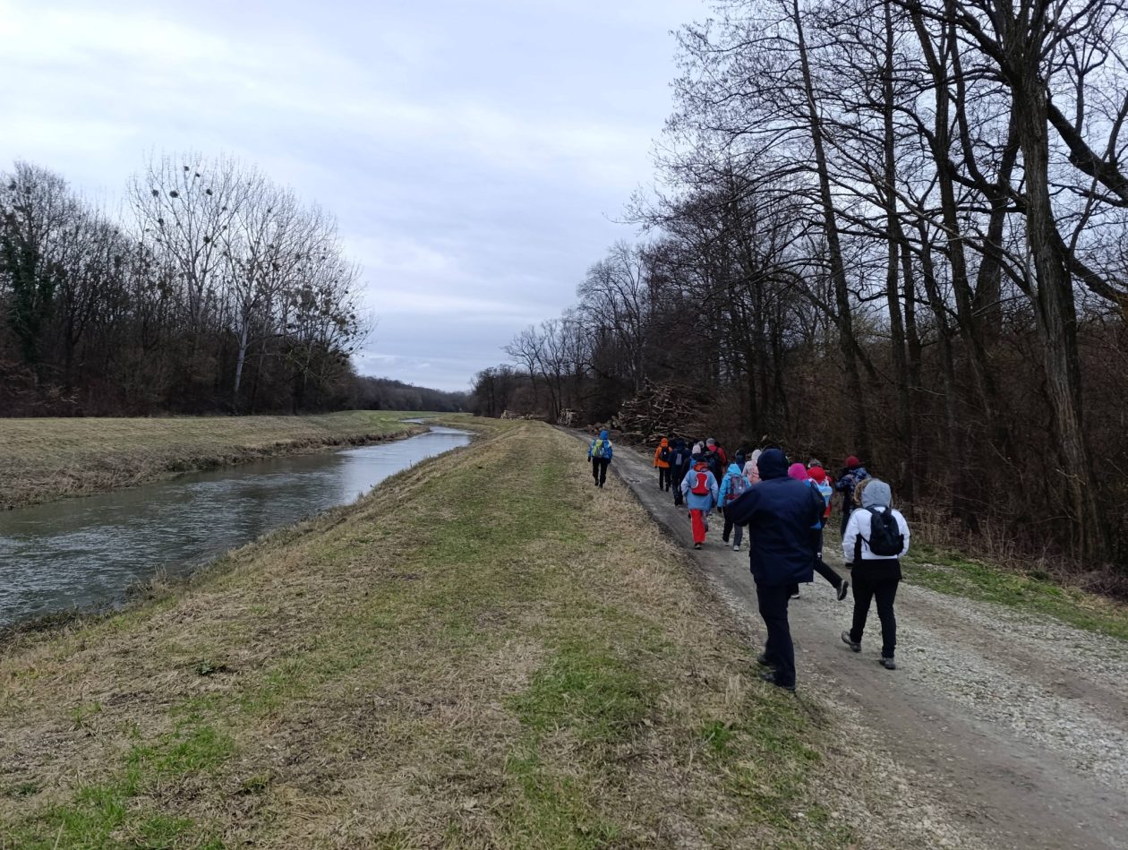 POHOD OB MEJI – pd bundek (4)