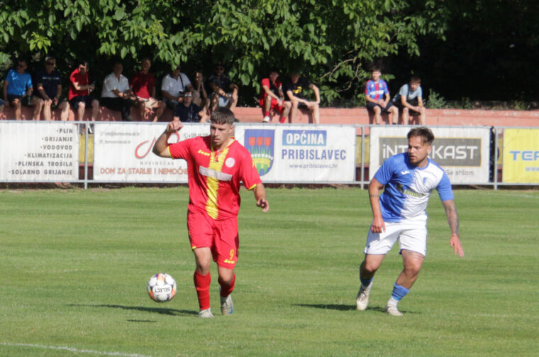 POLET-MLADOST KOMET