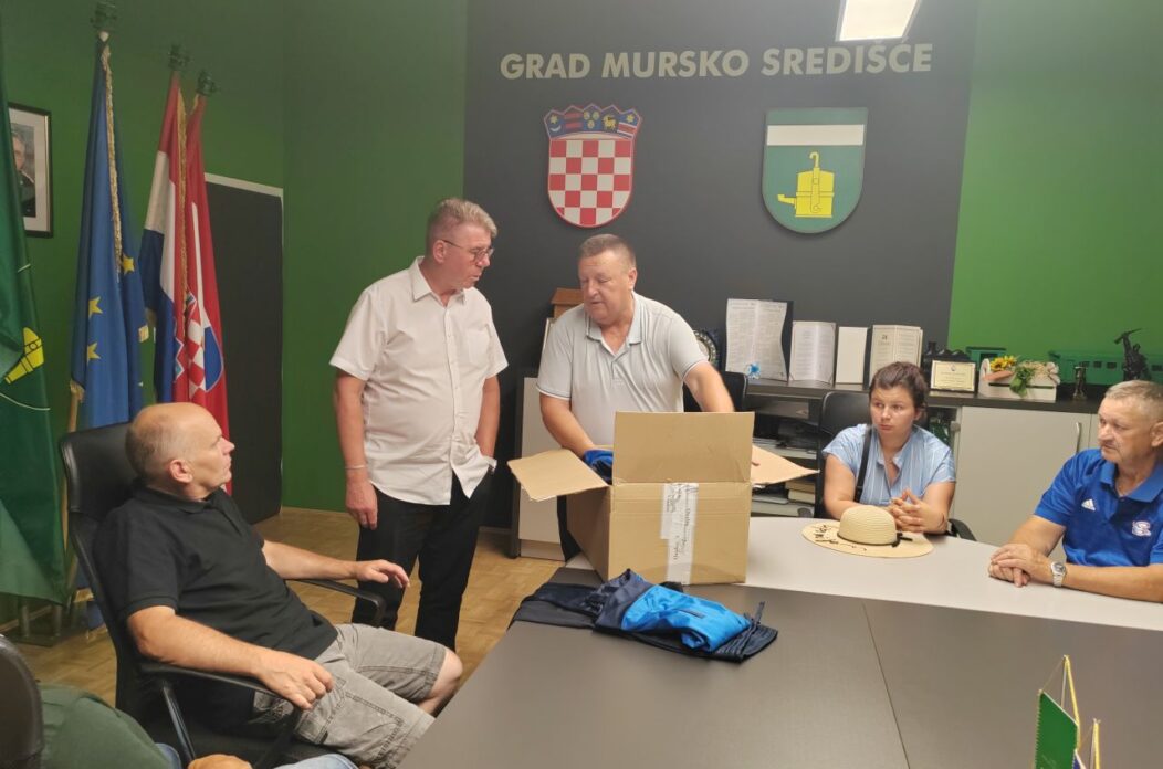 POMOĆ UDRUGAMA Grad Mursko Središće osigurao opremu za članove HVIDRA-e (5)