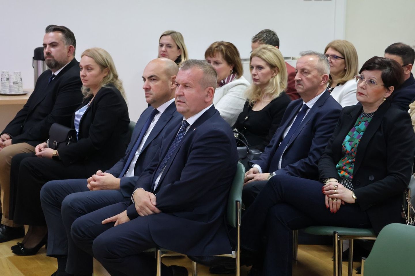 POTPISAN SPORAZUM Mobilna ambulanta uskoro na terenu diljem Međimurja (4) POTPISAN SPORAZUM Mobilna ambulanta uskoro na terenu diljem Međimurja (4)