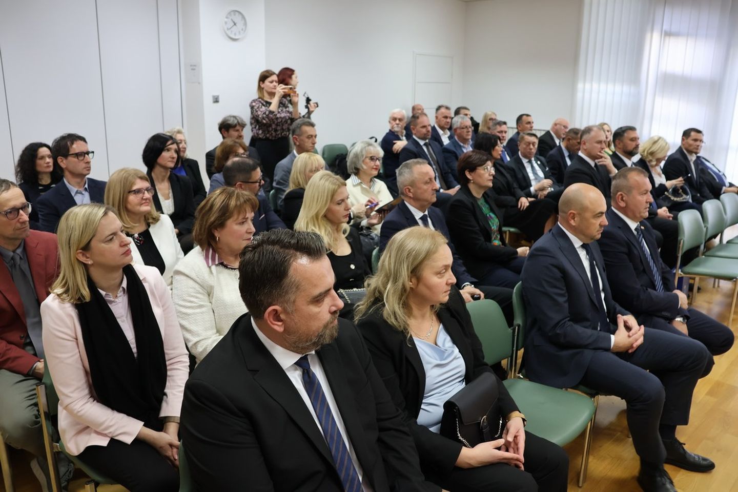 POTPISAN SPORAZUM Mobilna ambulanta uskoro na terenu diljem Međimurja (7) POTPISAN SPORAZUM Mobilna ambulanta uskoro na terenu diljem Međimurja (7)