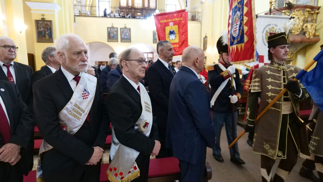 POVIJESNI MIMOHOD Čakovec u znaku Zrinskih, Frankopana i postrojbi iz tri države (13)