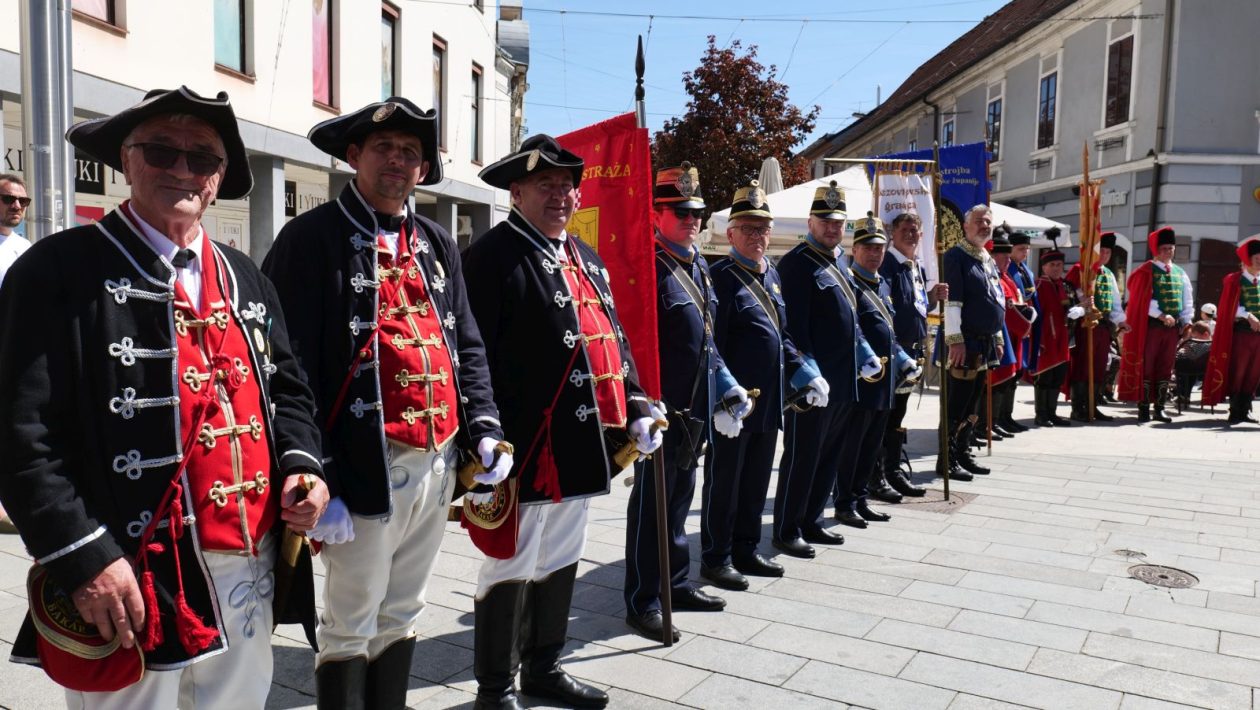 POVIJESNI MIMOHOD Čakovec u znaku Zrinskih, Frankopana i postrojbi iz tri države (3)