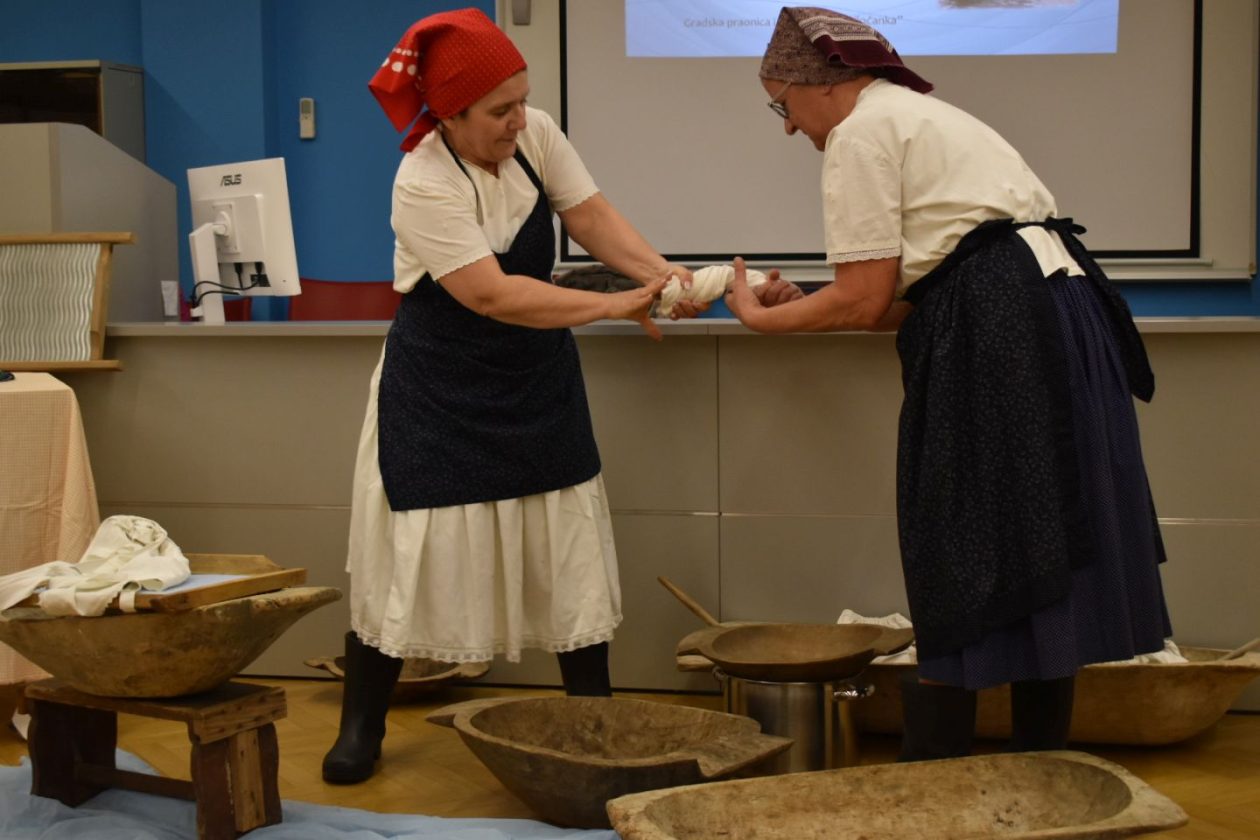 POVIJEST RUBLJA Predavanje Od potoka do perilice u Muzeju Croata insulanus (7)