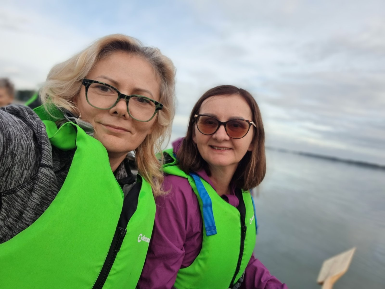 POZOJKE NA VODI Članice Lige protiv raka odradile prvi trening za Dragon boat kup u Prelogu (2) POZOJKE NA VODI Članice Lige protiv raka odradile prvi trening za Dragon boat kup u Prelogu (2)