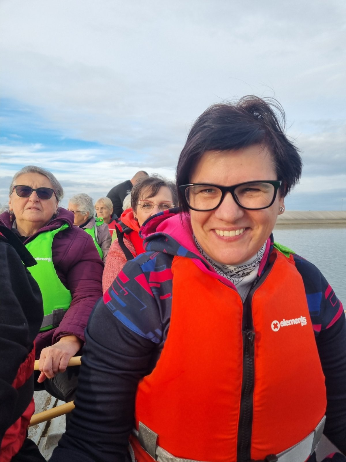 POZOJKE NA VODI Članice Lige protiv raka odradile prvi trening za Dragon boat kup u Prelogu (3) POZOJKE NA VODI Članice Lige protiv raka odradile prvi trening za Dragon boat kup u Prelogu (3)