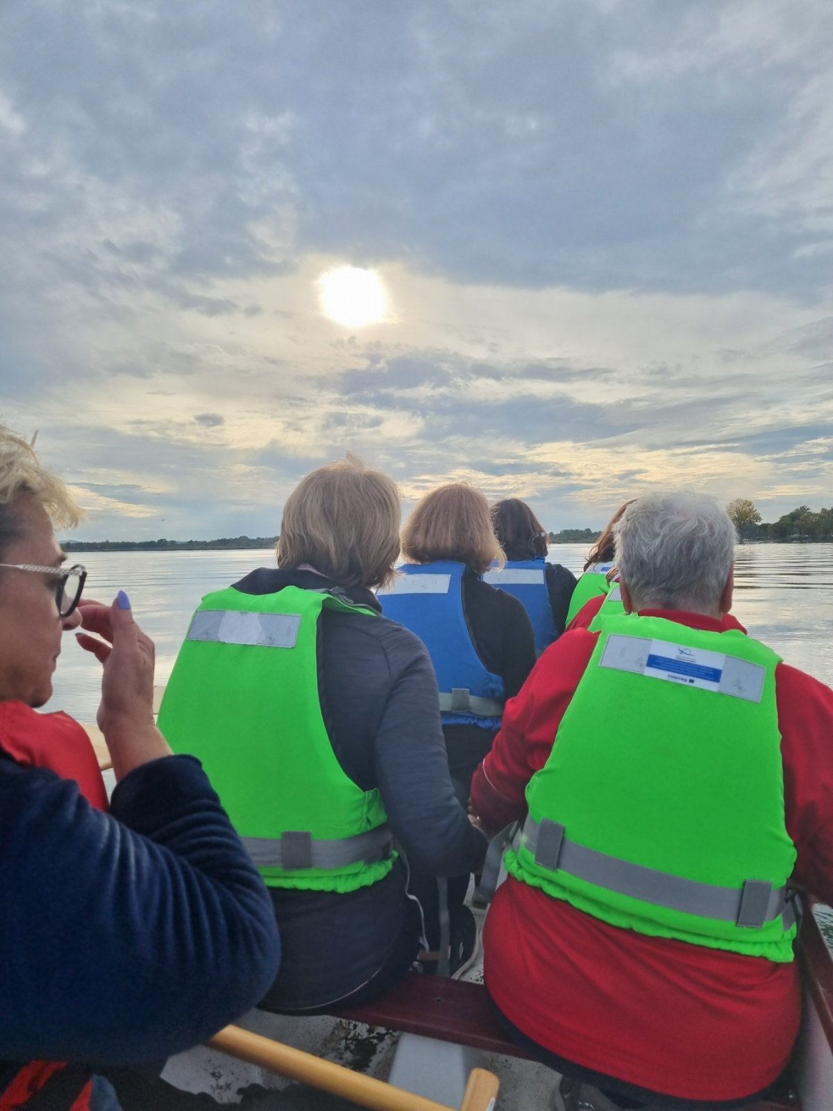 POZOJKE NA VODI Članice Lige protiv raka odradile prvi trening za Dragon boat kup u Prelogu (4) POZOJKE NA VODI Članice Lige protiv raka odradile prvi trening za Dragon boat kup u Prelogu (4)