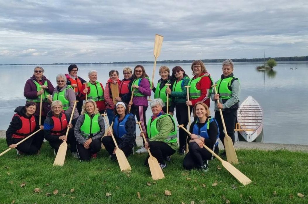 POZOJKE NA VODI Članice Lige protiv raka odradile prvi trening za Dragon boat kup u Prelogu (5) POZOJKE NA VODI Članice Lige protiv raka odradile prvi trening za Dragon boat kup u Prelogu (5)