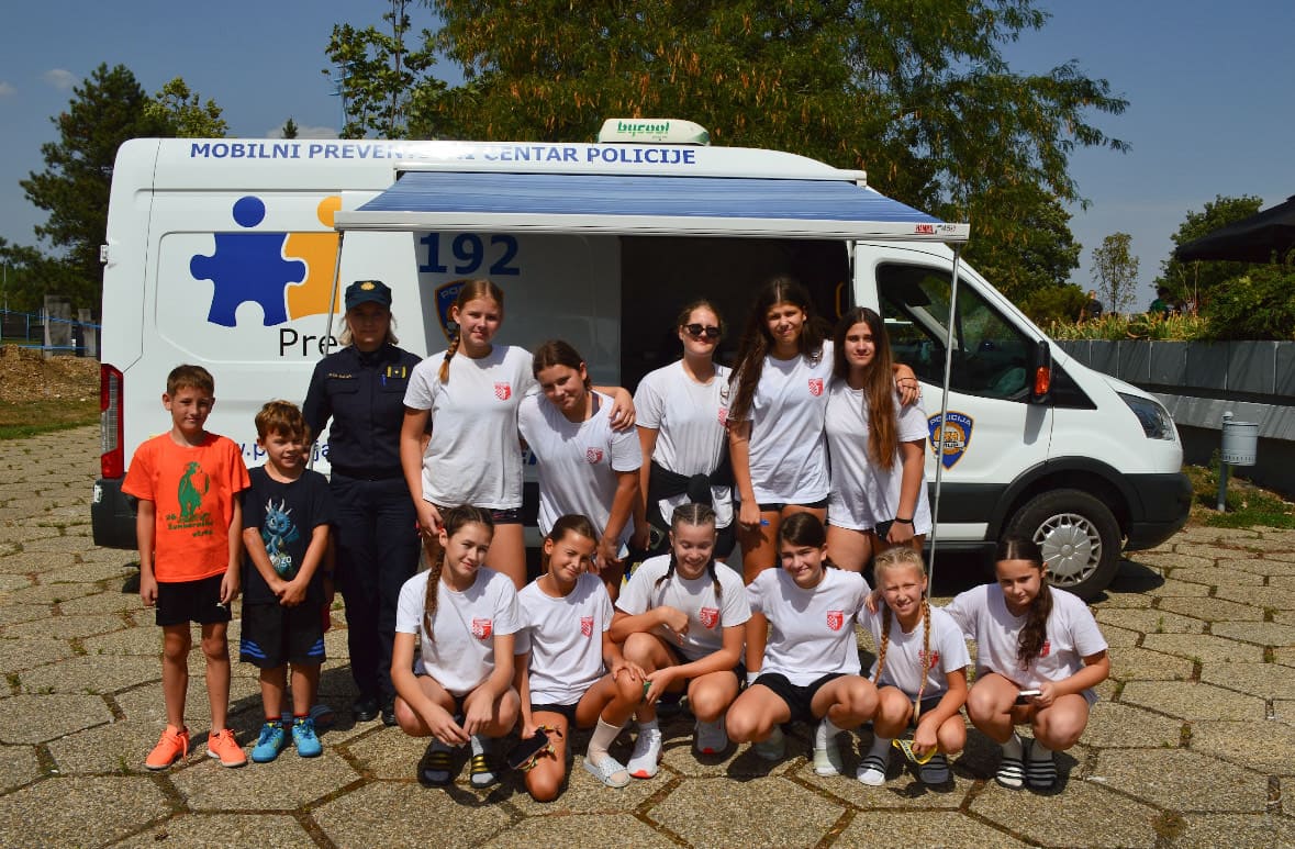 POZOJ_DAY 1 (5) POZOJ_DAY 1 (5)