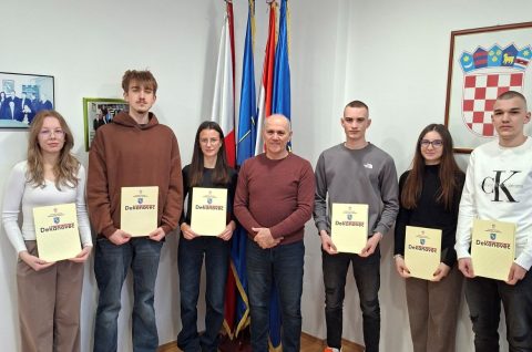 PPDEKstudenti1(1) 22