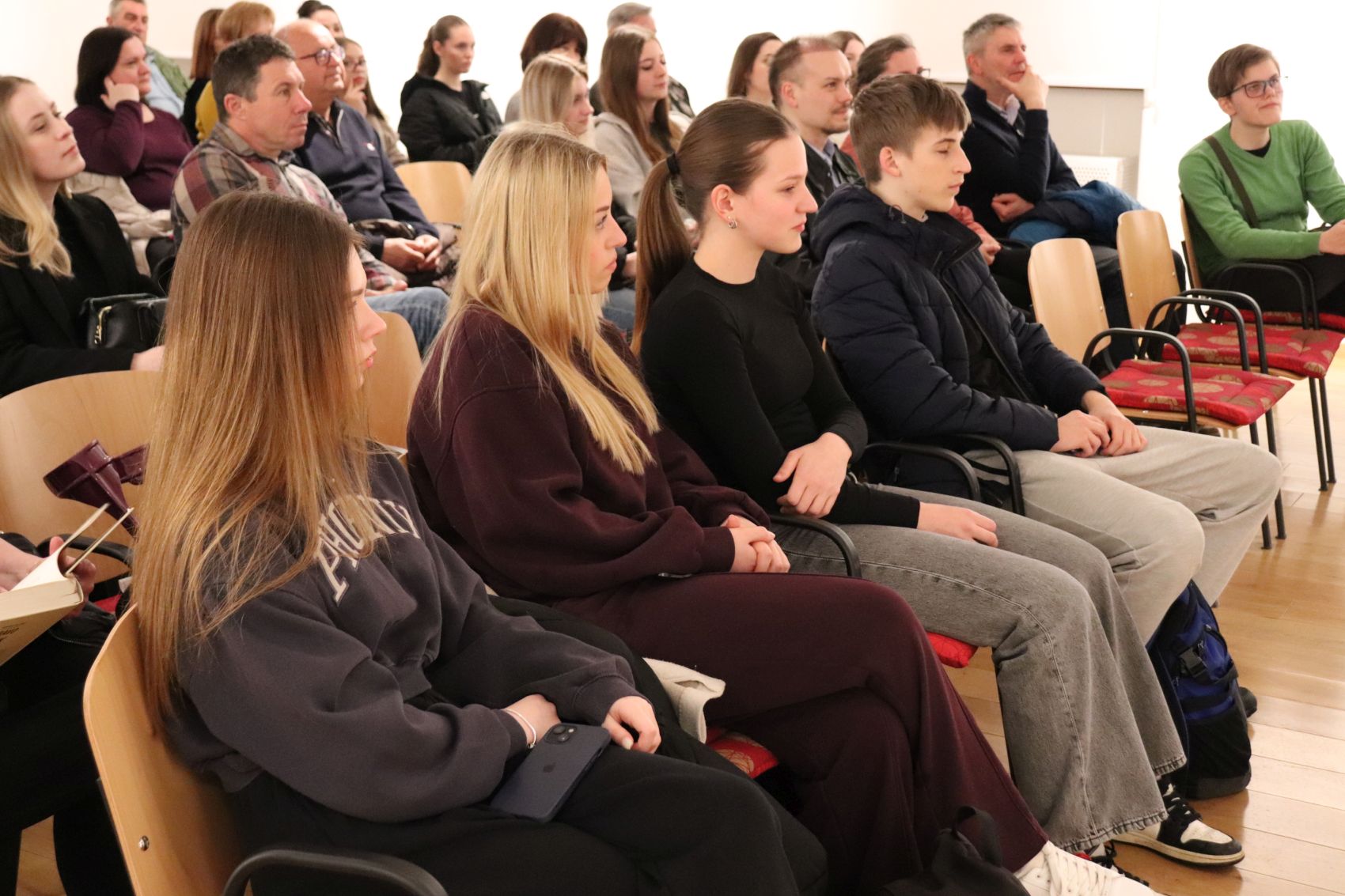 PREDAVANJE PETKOM Riznica Međimurja ugostila jezikoslovca Marka Alerića ‘Jezik postaje sve važniji’ (2) PREDAVANJE PETKOM Riznica Međimurja ugostila jezikoslovca Marka Alerića ‘Jezik postaje sve važniji’ (2)