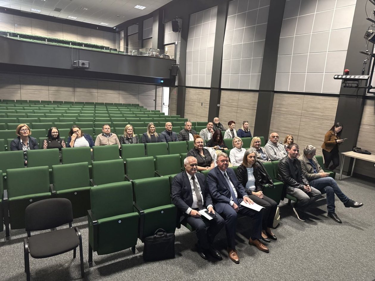 PREKOGRANIČNA SURADNJA Mursko Središće i Lenti pokrenuli novi kulturni projekt (4) PREKOGRANIČNA SURADNJA Mursko Središće i Lenti pokrenuli novi kulturni projekt (4)