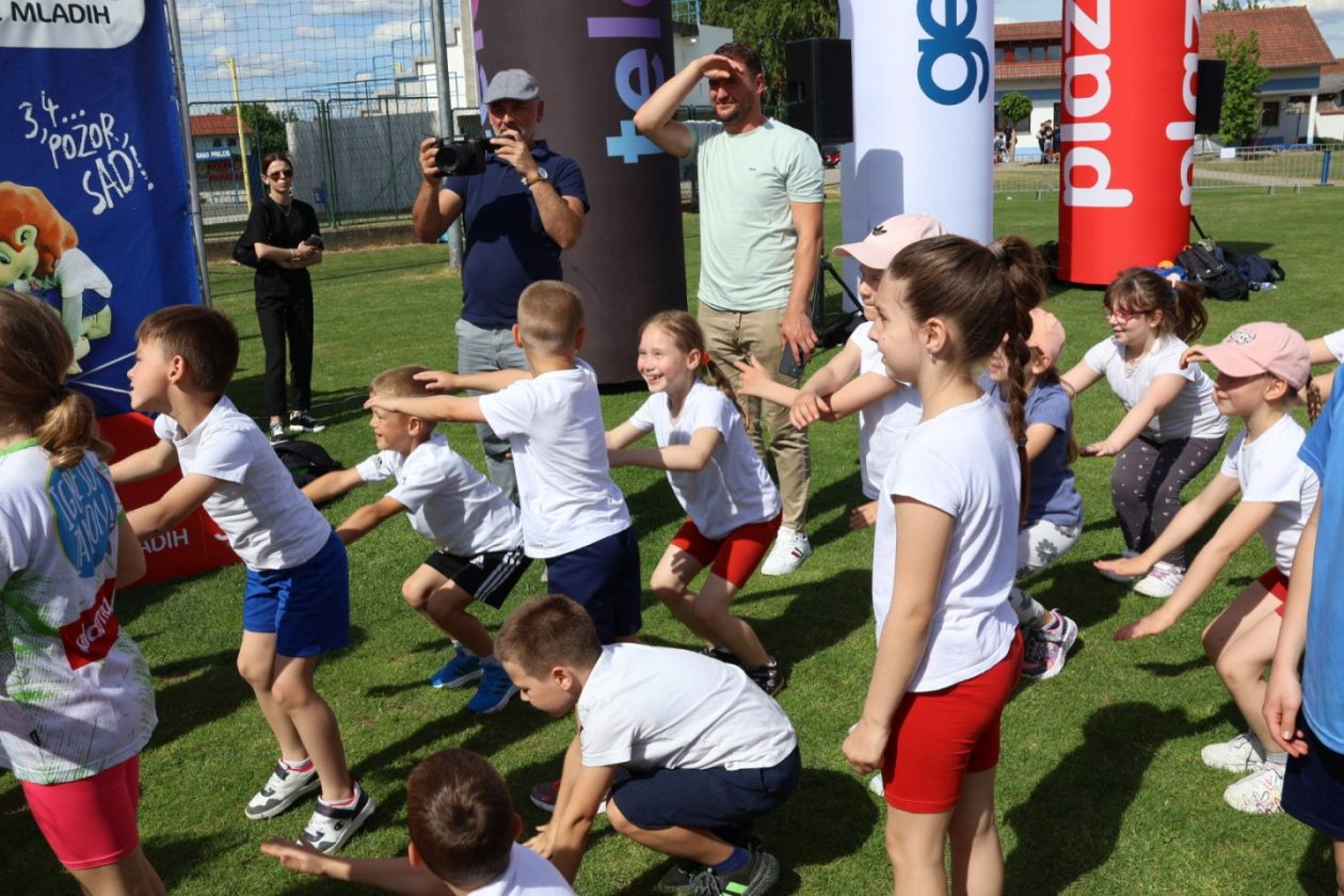 PRELOG Dan sporta Djeca odmjeravaju snage u graničaru i atletici (15)