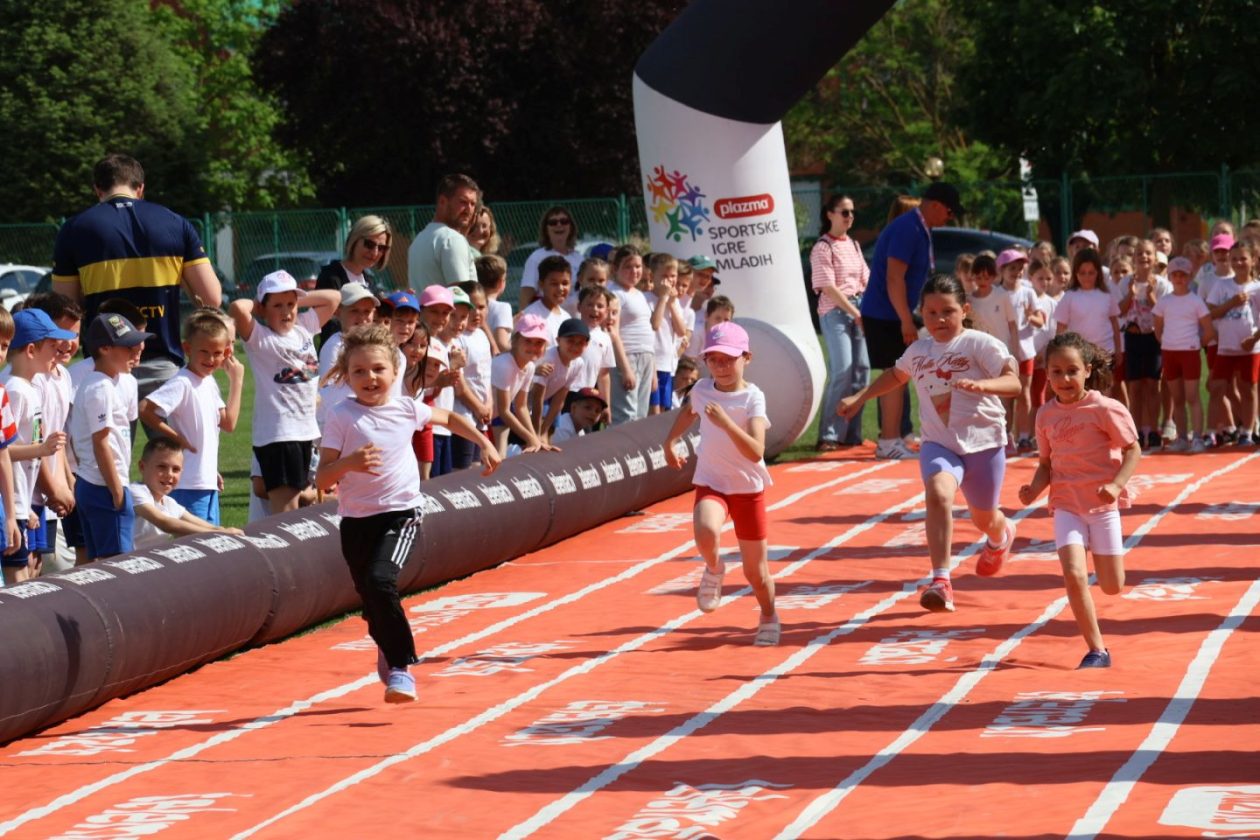 PRELOG Dan sporta Djeca odmjeravaju snage u graničaru i atletici (40)