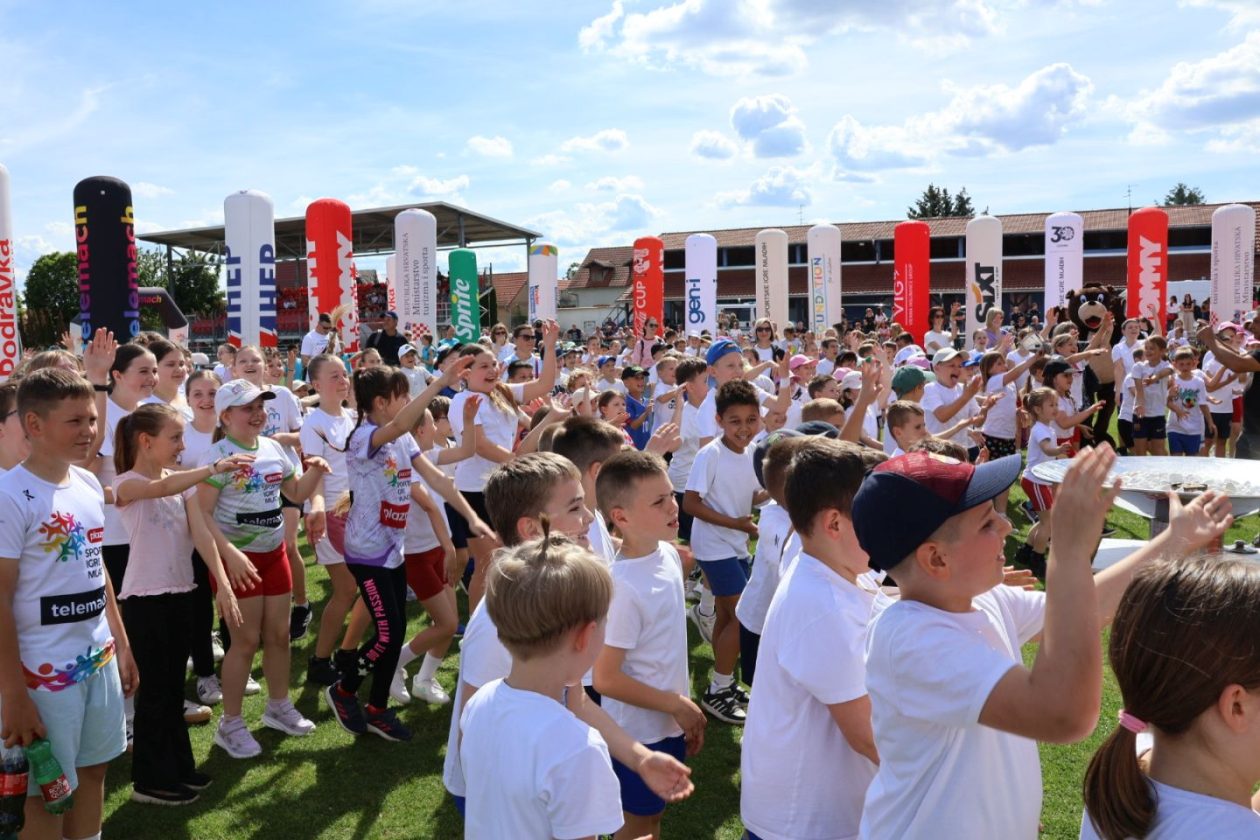 PRELOG Dan sporta Djeca odmjeravaju snage u graničaru i atletici (9)