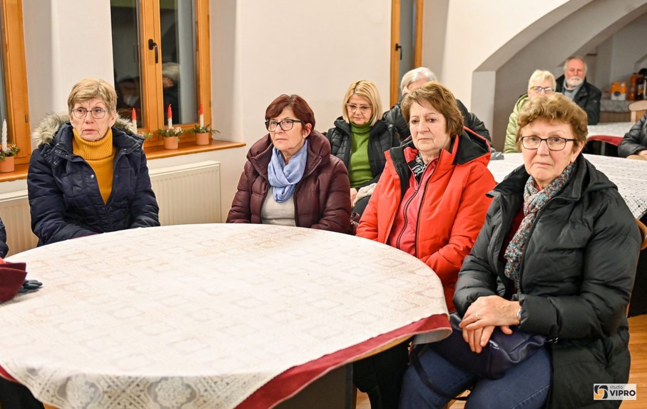 PRELOG Irena Kovačić predstavila svoj putopis i Camino Croatia (12)