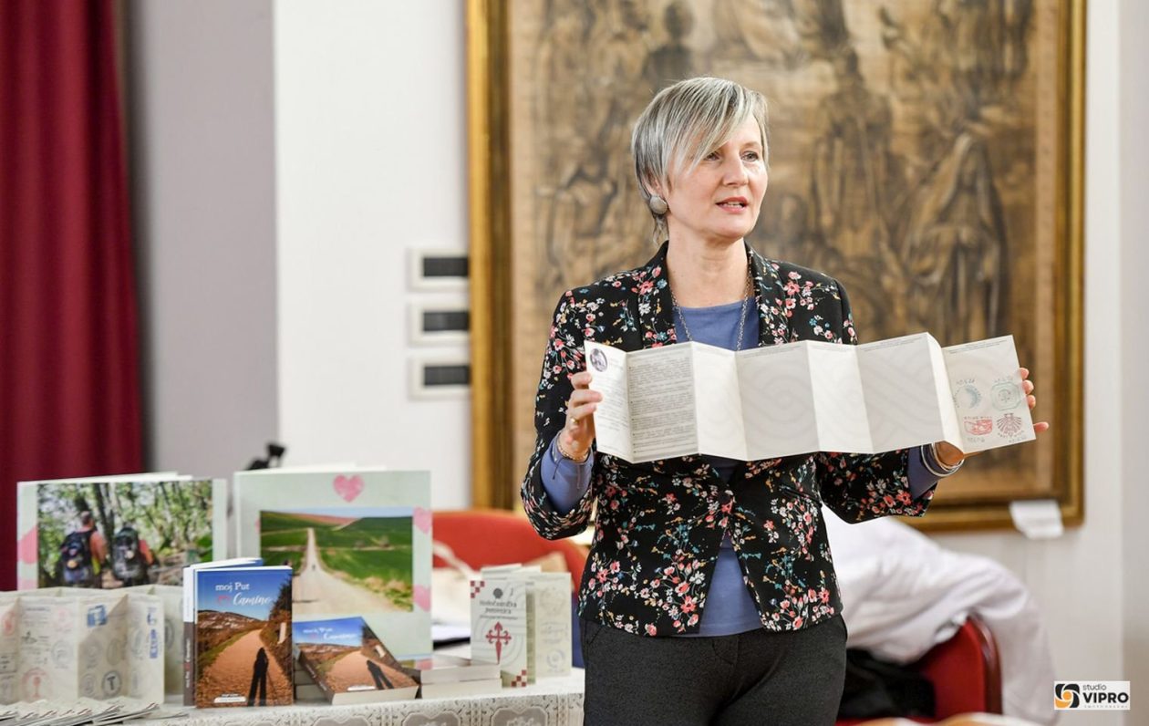 PRELOG Irena Kovačić predstavila svoj putopis i Camino Croatia (14)