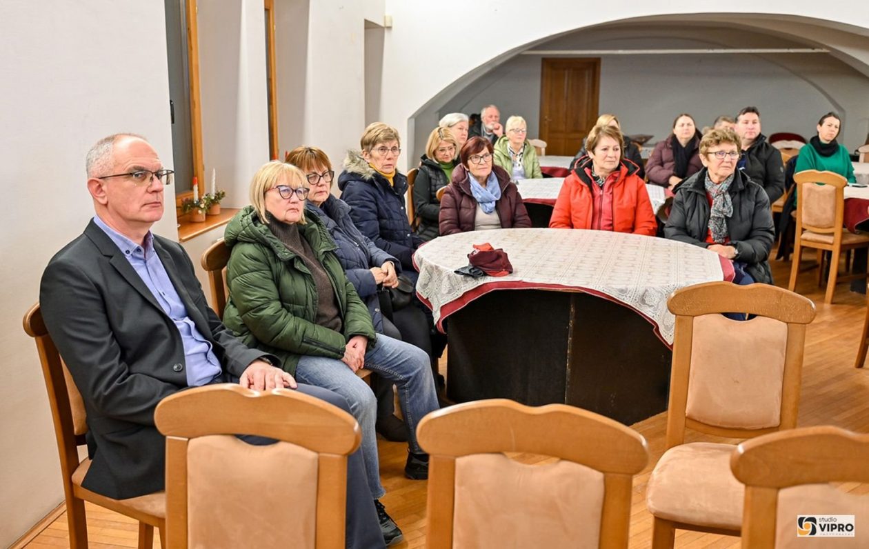 PRELOG Irena Kovačić predstavila svoj putopis i Camino Croatia (4)