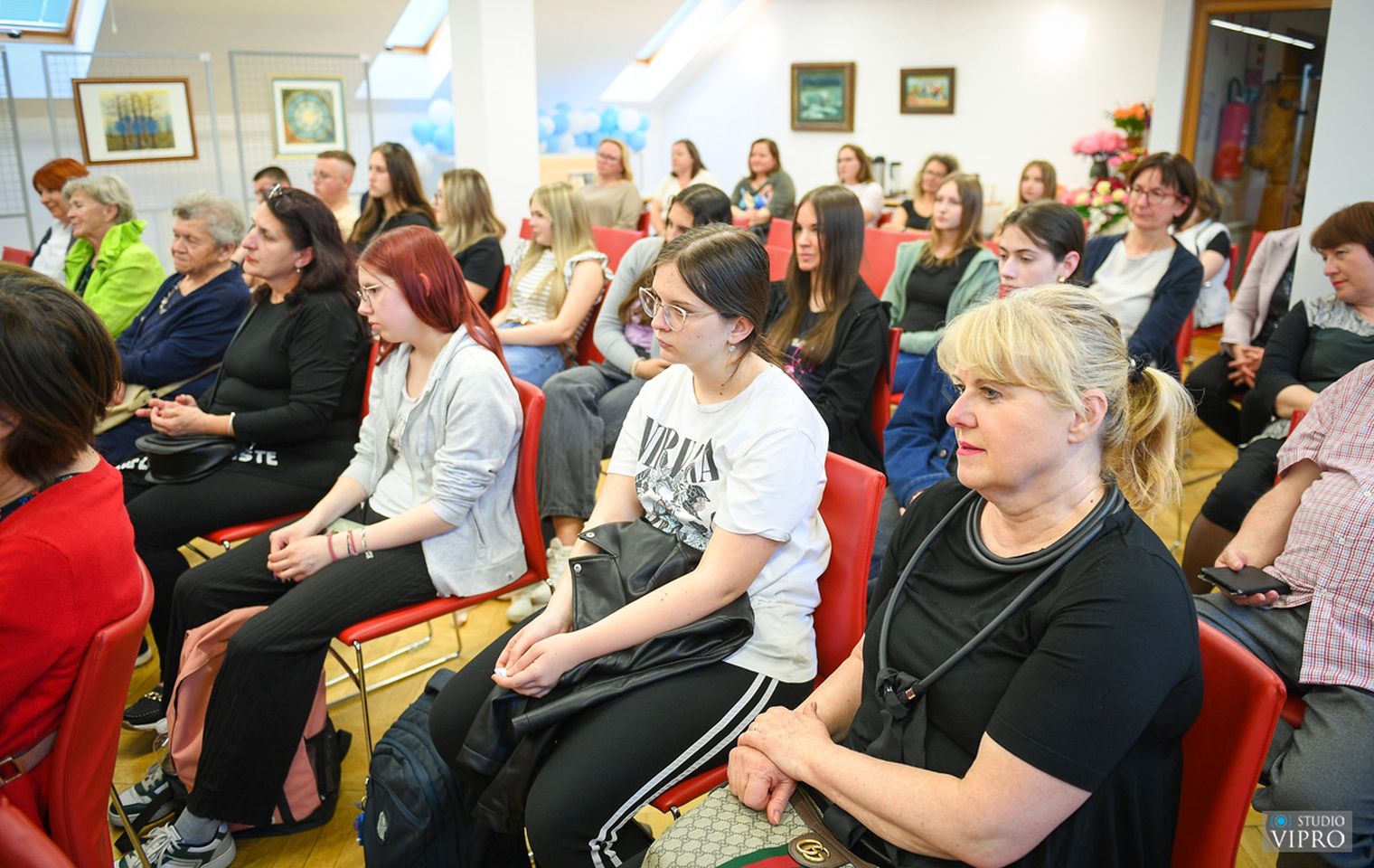 PRELOG Književna večer s Julijanom Matanović ispunila dvoranu knjižnice (5) PRELOG Književna večer s Julijanom Matanović ispunila dvoranu knjižnice (5)