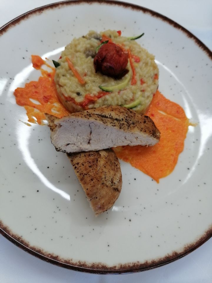 PRELOG Mladi kuhari učili kako kuhati za osobe s celijakijom (5) PRELOG Mladi kuhari učili kako kuhati za osobe s celijakijom (14)