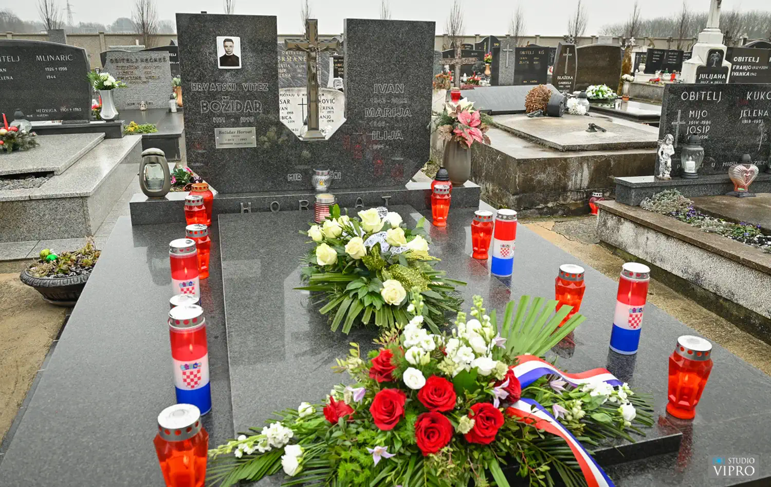 PRELOG Odana je počast hrvatskom branitelju Božidaru Horvatu (10) PRELOG Odana je počast hrvatskom branitelju Božidaru Horvatu (10)