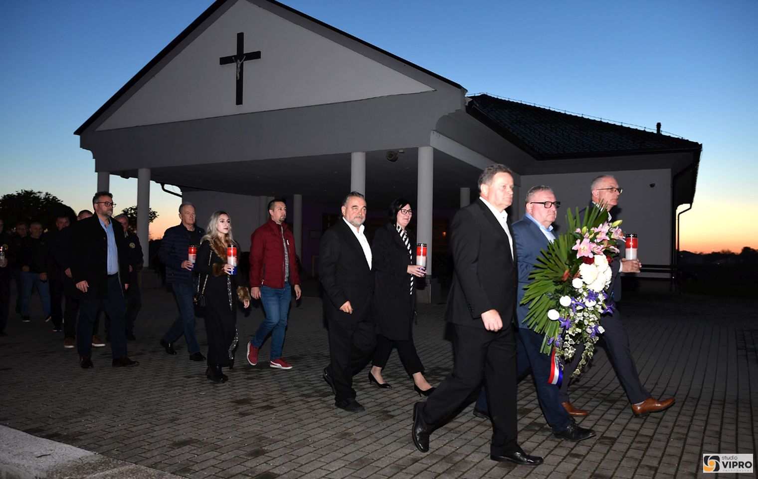 PRELOG PAMTI Položeni vijenci na centralnim križevima u Draškovcu, Cirkovljanu, Svetom Jurju i Prelogu (21)