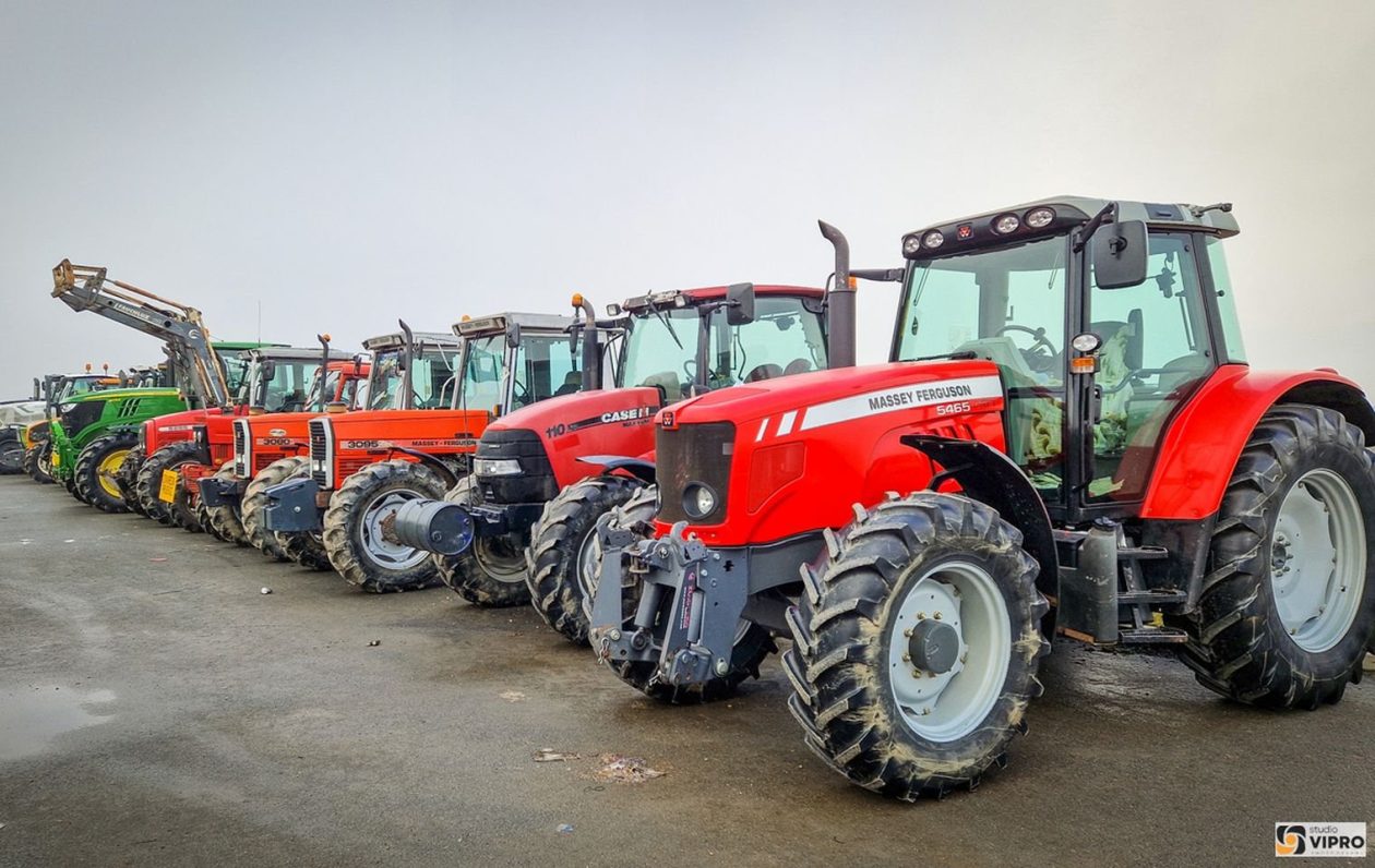 PRELOG Poljoprivrednici uz traktore i druženje ispratili kraj godine (5)