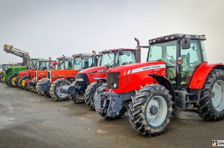 PRELOG Poljoprivrednici uz traktore i druženje ispratili kraj godine (5)