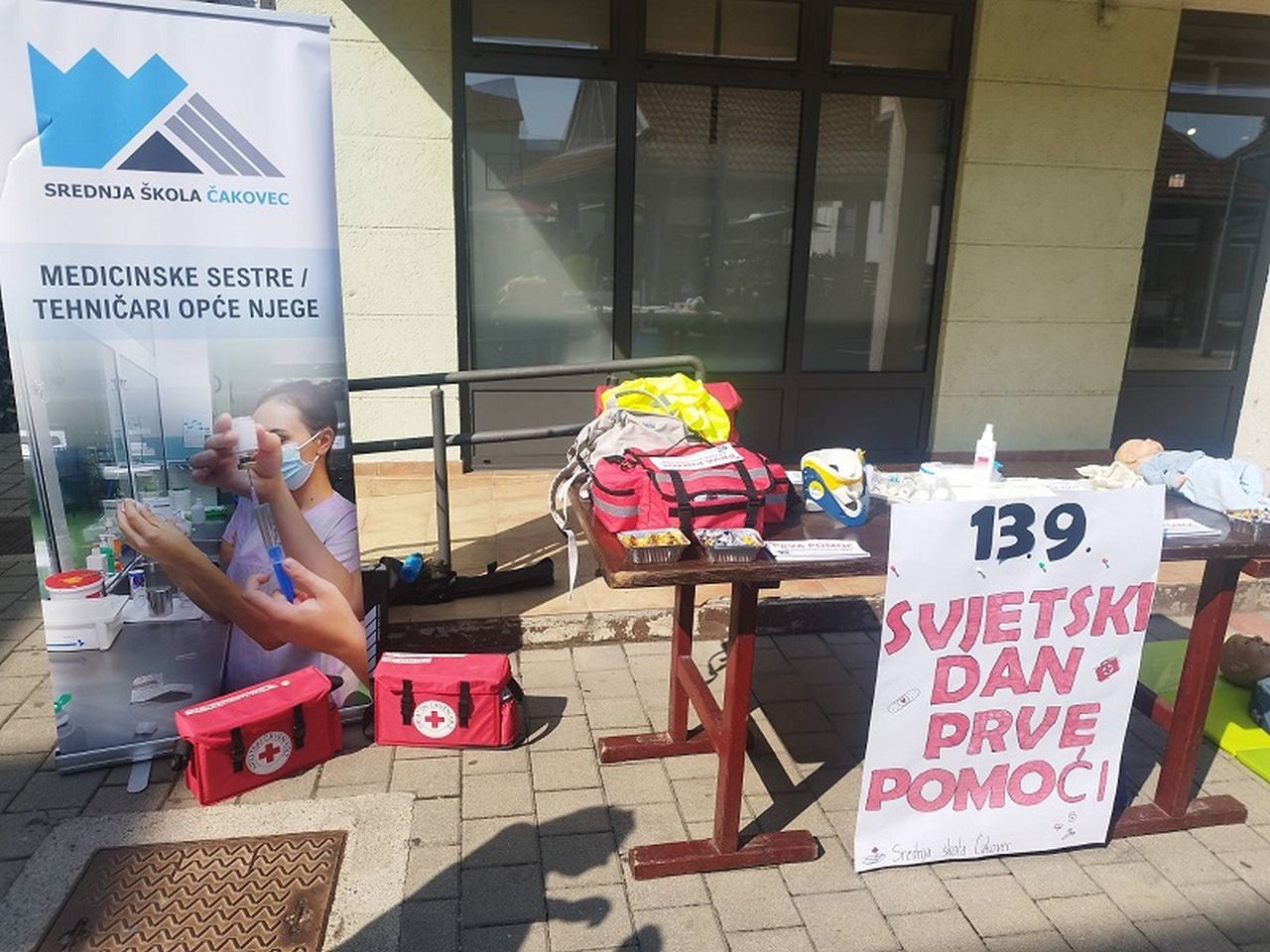 PRELOG Učenici Srednje škole Čakovec demonstrirali postupke prve pomoći (3)