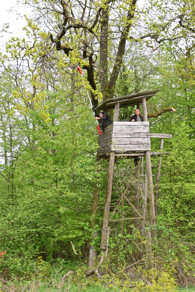 PRESEKA Vesela ekipa LD-a “Šljuka” uredila čeke na svom području (1)