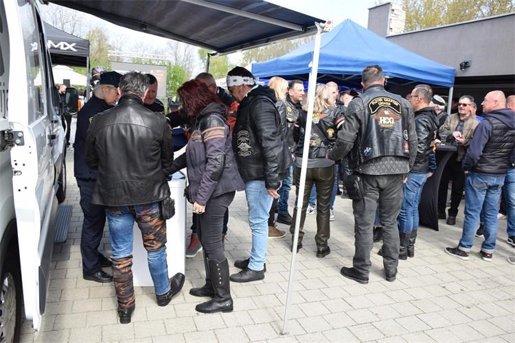 PREVENCIJA U SAVSKOJ VESI Policija educirala motocikliste o sigurnoj vožnji (16) PREVENCIJA U SAVSKOJ VESI Policija educirala motocikliste o sigurnoj vožnji (16)