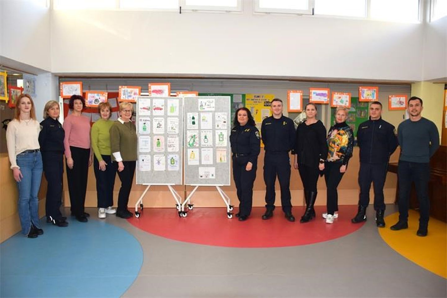 PREVENTIVNA AKCIJA Mališani dijelili crteže s porukama vozačima u Čakovcu (6)