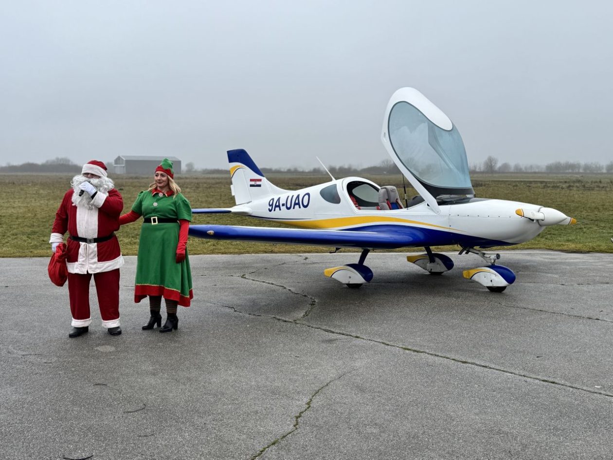 PRIBISLAVEC Djed Mraz sletio avionom i priredio nezaboravno blagdansko slavlje (16) PRIBISLAVEC Djed Mraz sletio avionom i priredio nezaboravno blagdansko slavlje (16)